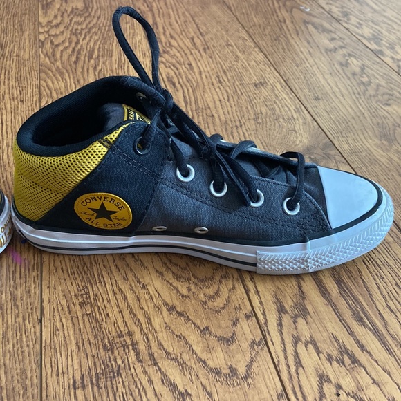 Converse size 4 - Picture 4 of 10